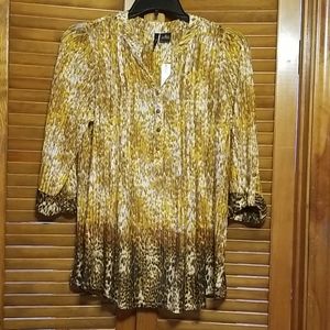 New Directions gold and black blouse